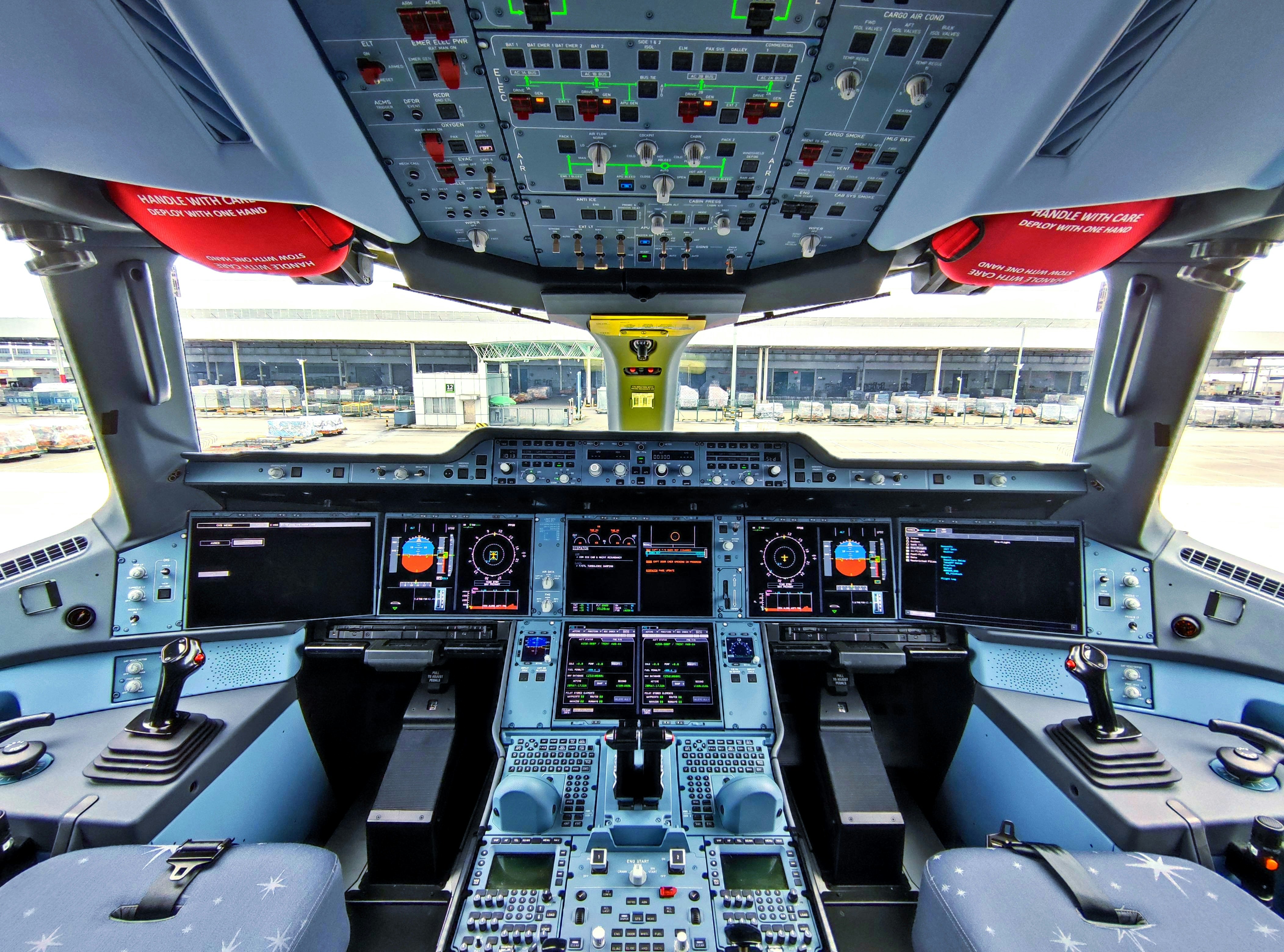 Cockpit Kap Fret